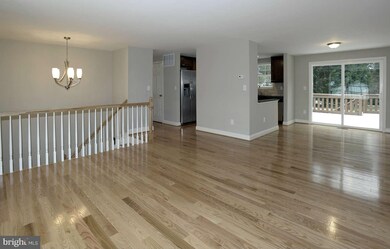 8439 Kings Meade Way, Columbia, MD 21046 - photo 3