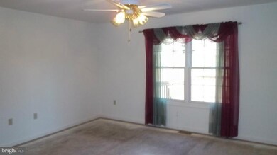 3237 Kensington Ct, Manchester, MD 21102 - photo 6