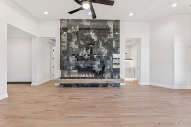 2039 E 129th Place S, Jenks, OK 74037 - photo 6