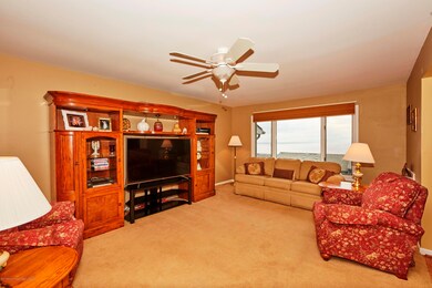 living area 5