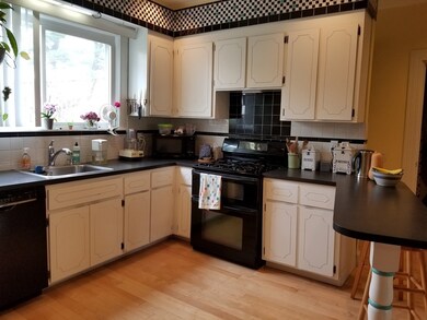 187 Auburndale Ave unit 1, Auburndale, MA 02466 - photo 3