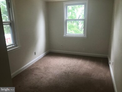 22 Southridge Rd, Darby, PA 19023 - photo 6