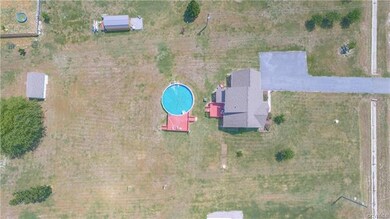 5288 W Quaker Rd, Disputanta, VA 23842 - photo 5