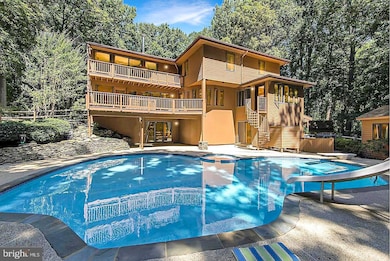 7641 Woodstream Way, Laurel, MD 20723 - photo 2