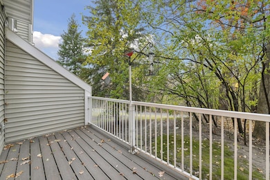 725 Fairfield Cir unit 44, Hopkins, MN 55305 - photo 5