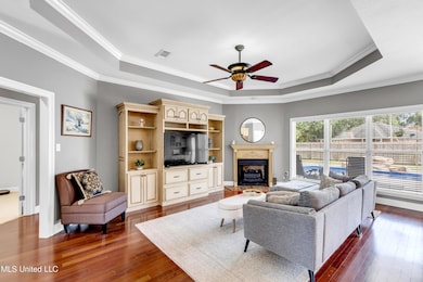 7833RueMorgan-14