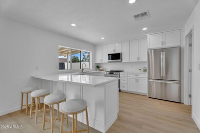 9-web-or-mls-3307 N Apollo Dr -09