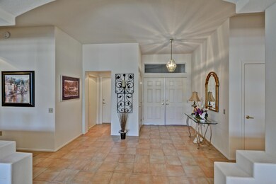 BEAUTIFUL FOYER