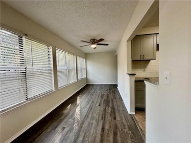 2301 Huntingdon Chase, Atlanta, GA 30350 - photo 2