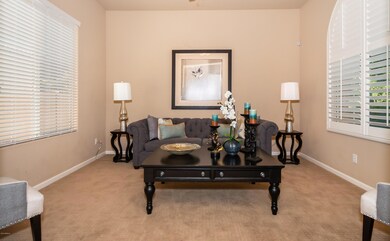 004_Living Area
