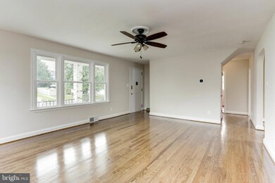 416 Oak Grove Rd, Linthicum Heights, MD 21090 - photo 6