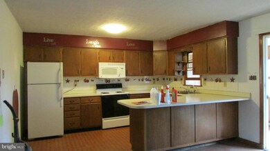 282 Barn Wood Way, Strasburg, VA 22657 - photo 3