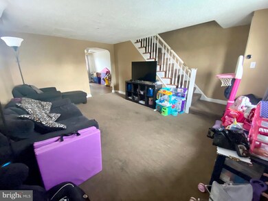 89 W Madison Ave, Clifton Heights, PA 19018 - photo 3