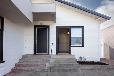 20240503-123 J Street Lompoc-004