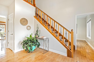 Dining room to the right, kitchen straight ahead, 
