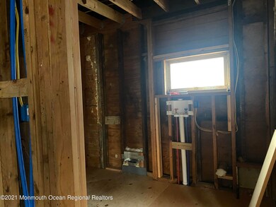 17B 1/2 Thomas St, South River, NJ 08882 - photo 7