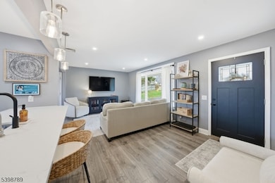 102 Sunnyview Ave E, Hackettstown, NJ 07840 - photo 3