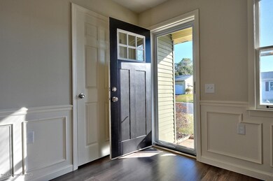 hummingbird front door inside