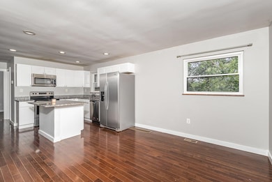 008_818_tokay_lane_01-edit_518