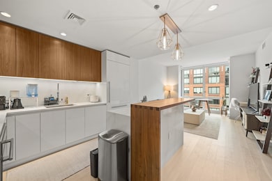 Maxwell Place unit 10G, Hoboken, NJ 07030 - photo 2