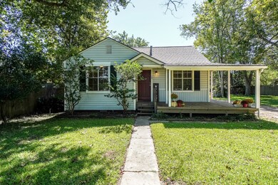 603 Malone St, Tomball, TX 77375 - photo 4