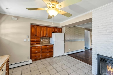 7 Tanager Ln, Levittown, NY 11756 - photo 5