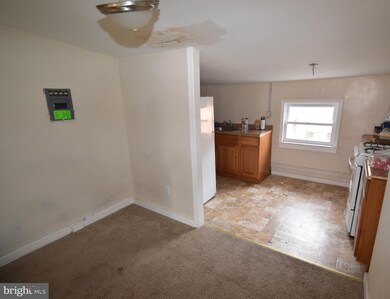 404 W Saratoga St, Baltimore, MD 21201 - photo 6