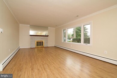 6507 Carroll Highlands Rd, Sykesville, MD 21784 - photo 4