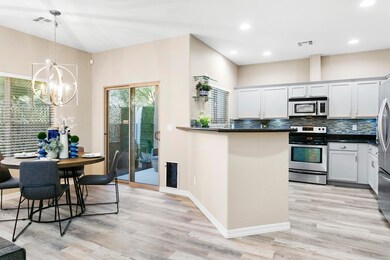3006N37th8-007