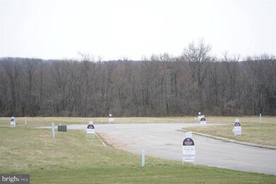 88 Bridgeview Dr, Abbottstown, PA 17301 - photo 4