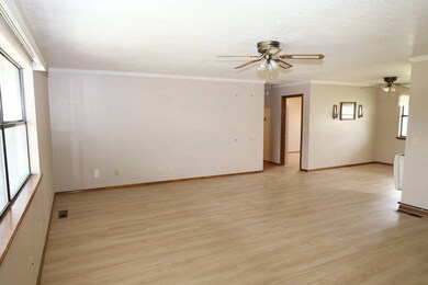430211 Texanna Rd, Porum, OK 74455 - photo 7