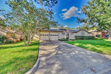 436 Circleview Dr S, Hurst, TX 76054 - photo 2