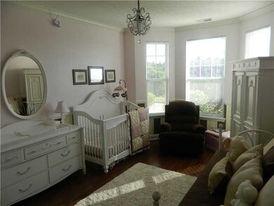 Bedroom. SECOND BEDROOM MEASURES 15 X 11