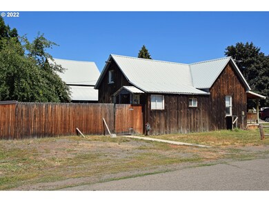 235 Gover Ln, Halfway, OR 97834 - photo 2