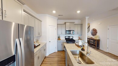 47 Ravens Ridge Rd, Hendersonville, NC 28792 - photo 7