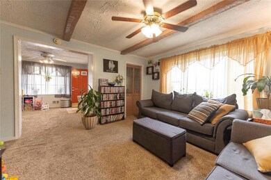 3202 S 2nd St, Whitehall, PA 18052 - photo 5