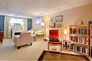 22 Cherry St, Newburyport, MA 01950 - photo 7