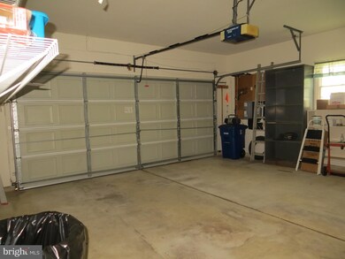 50 Lantern Ln, Columbus, NJ 08022 - photo 4