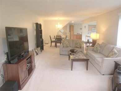 421 Captain Eames Cir unit 421, Ashland, MA 01721 - photo 5