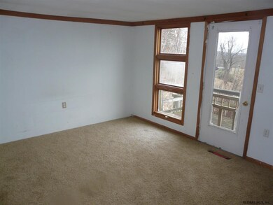 5 Seaforth Rd, Troy, NY 12180 - photo 7