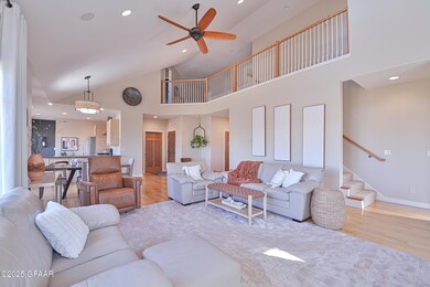 1586 Kings View Dr, Grand Forks, ND 58201 - photo 5