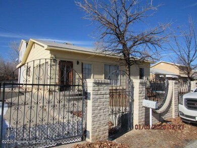 4307 Rowe Ave, Farmington, NM 87402 - photo 2
