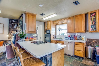 623 Allencrest Dr, Fort Worth, TX 76108 - photo 5