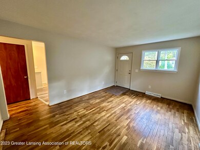 1204 Bensch St, Lansing, MI 48912 - photo 6