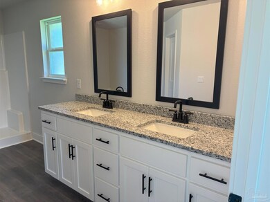 1870 Hazelnut Dr unit 45B, Cantonment, FL 32533 - photo 2