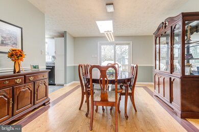 309 Niagara Ct, Takoma Park, MD 20912 - photo 5