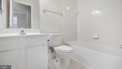 897 Hidden Marsh St, Gaithersburg, MD 20877 - photo 6