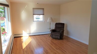 1704 Greenleaf St, Allentown, PA 18104 - photo 3