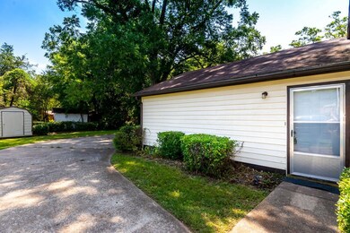 813 Arthur Weaver St, Nacogdoches, TX 75961 - photo 3