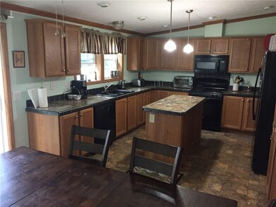 Great working kitchen!